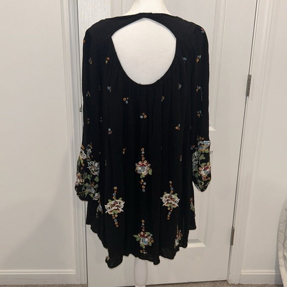 Free People Oxford Black Embroidered dress, Size Small - Picture 4 of 9